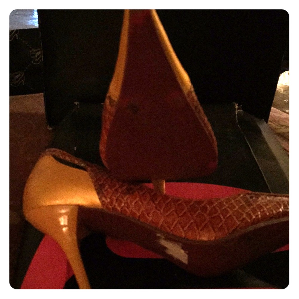 High heel shoes